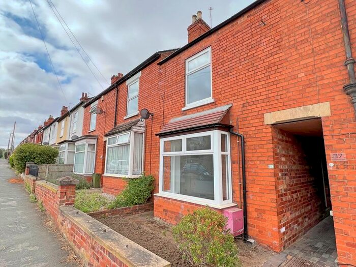 3 Bedroom Terraced House To Rent In Huntingtower Road, Grantham, NG31