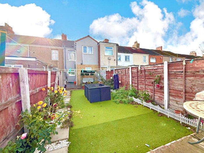3 Bedroom Terraced House For Sale In Whiteman Street, Gorse Hill, Swindon, SN2