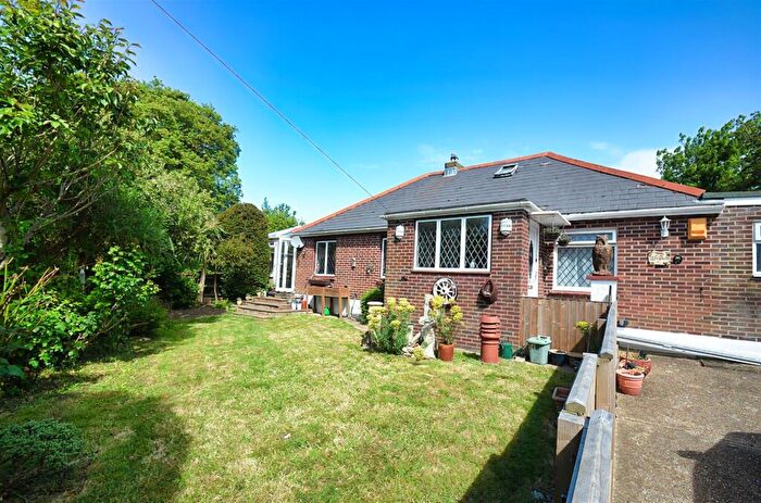 2 Bedroom Detached Bungalow For Sale In Haylands, Ryde, PO33