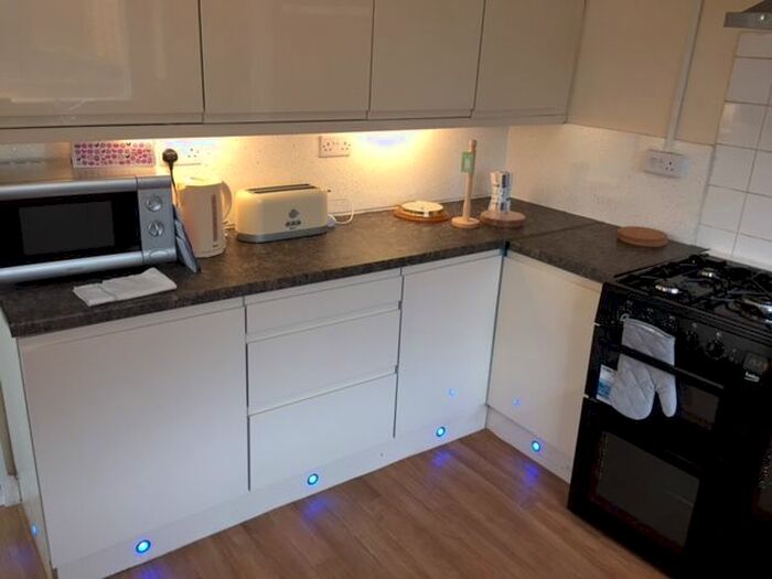 3 Bedroom Terraced House To Rent In Stapleton Road, Bristol, BS5