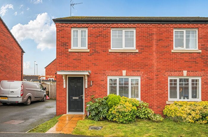 3 Bedroom Semi Detached House For Sale In Southwell Drive, Houlton, Rugby, CV23