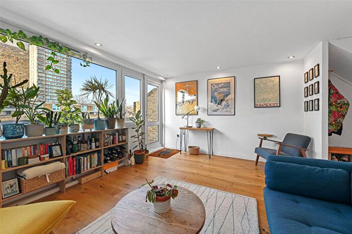 3 Bedroom Flat For Sale In Dethick Court, Ford Road, E3