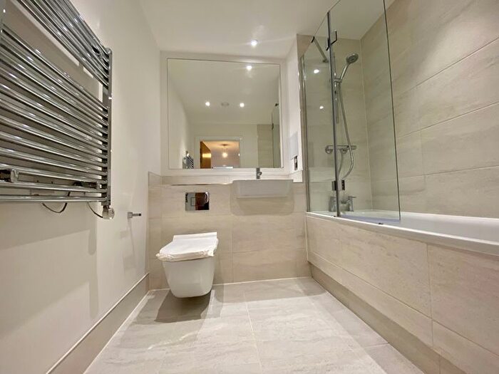 1 Bedroom Flat To Rent In Thistleton House, Lismore Boulevard, London, NW9