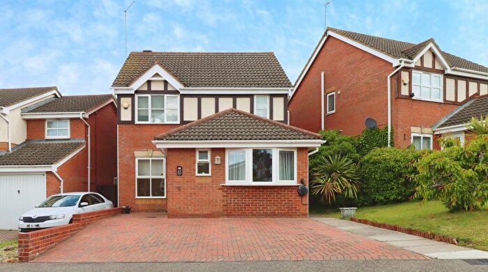 4 Bedroom Detached House For Sale In Harwood Drive, Kettering, NN16
