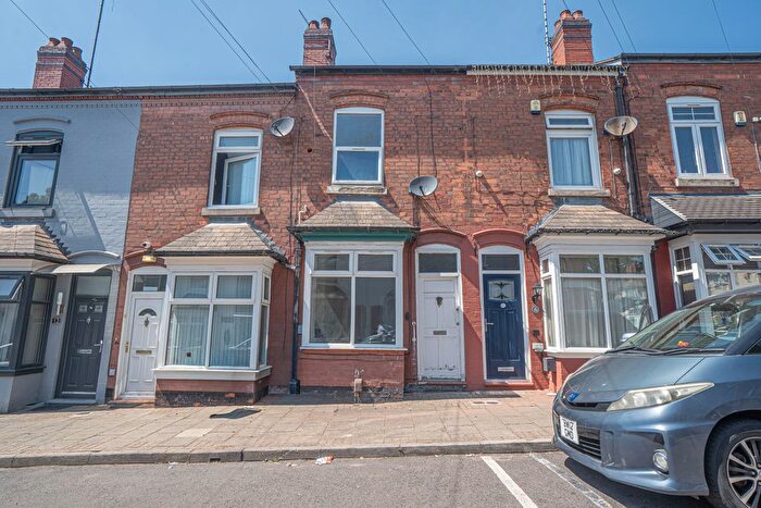 3 Bedroom Terraced House For Sale In South Road Avenue, Hockley, Birmingham, B18