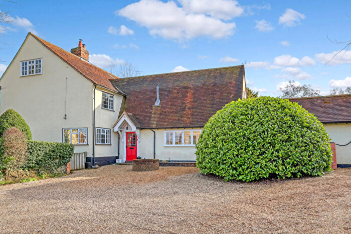 6 Bedroom Detached House For Sale In Chelmsford Road, Dunmow, CM6