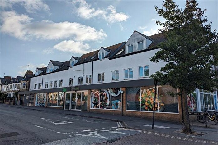 3 Bedroom Flat To Rent In Cowley Road, Oxford, OX4