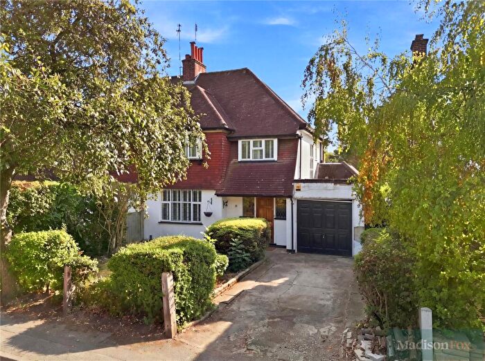 3 Bedroom Semi-Detached House For Sale In Brook Road, Loughton, Essex, IG10