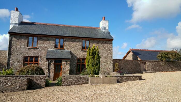 5 Bedroom Country House To Rent In High Bickington, Umberleigh, Devon, EX37
