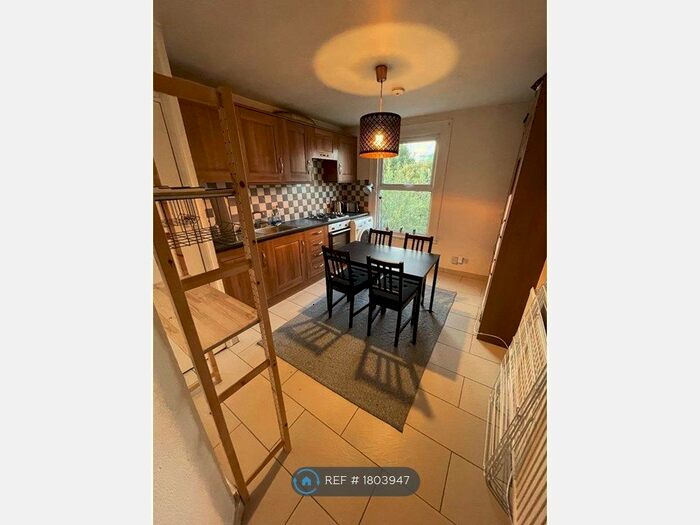 3 Bedroom Flat To Rent In Saltram Crescent, London, W9