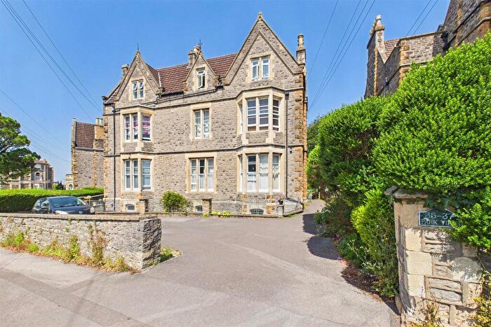 1 Bedroom Flat For Sale In Convenient Coastal Living In Central Clevedon, BS21