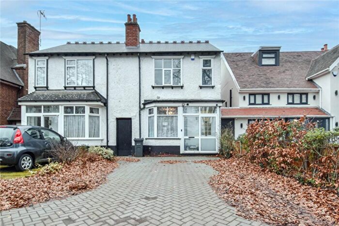 3 Bedroom Semi-Detached House To Rent In Swanshurst Lane, Birmingham, West Midlands, B13