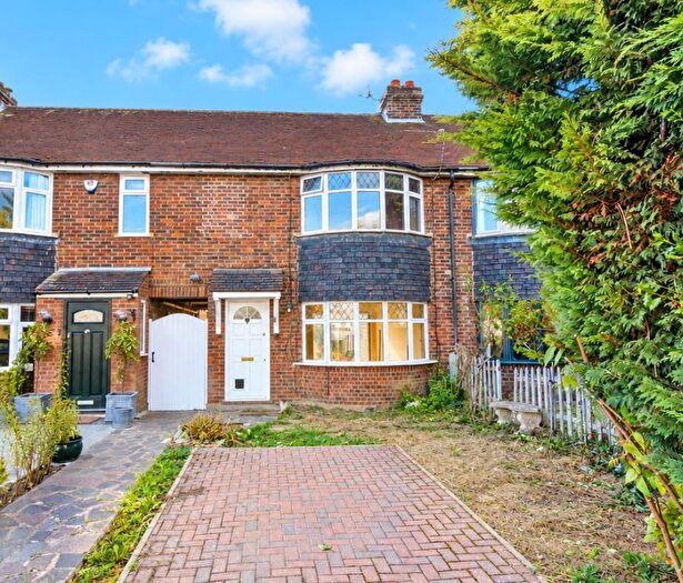 2 Bedroom Terraced House For Sale In Hollybush Lane, Denham, Uxbridge, UB9