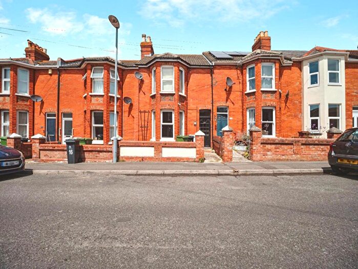 3 Bedroom Terraced House For Sale In Southview Road, Weymouth, Dorset, DT4