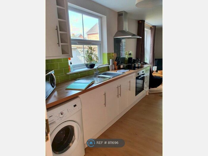 1 Bedroom Flat To Rent In Garden, Worcester WR2