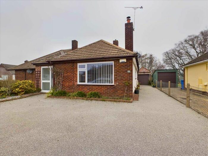 2 Bedroom Bungalow To Rent In Gleneagles Drive, Ipswich, IP4