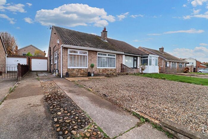 2 Bedroom Semi-detached Bungalow For Sale In Auckland Way, Hartburn, Stockton-On-Tees, TS18