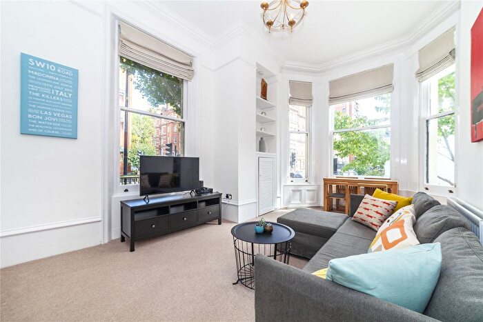 1 Bedroom Flat To Rent In Earl's Court Square, London, SW5