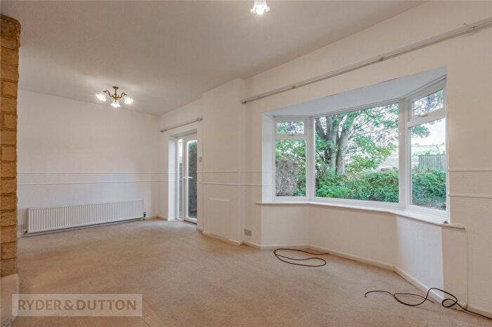 4 Bedroom Detached House For Sale In Sycamore Rise, Holmfirth, West Yorkshire, HD9