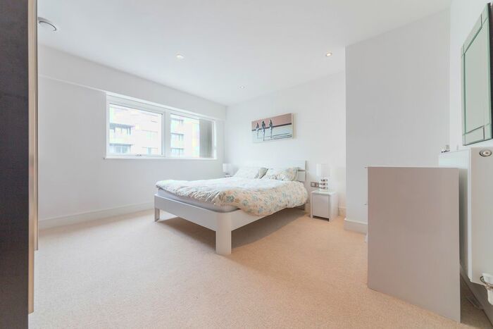 2 Bedroom Flat To Rent In Beacon Point, Dowells Street, London, SE10