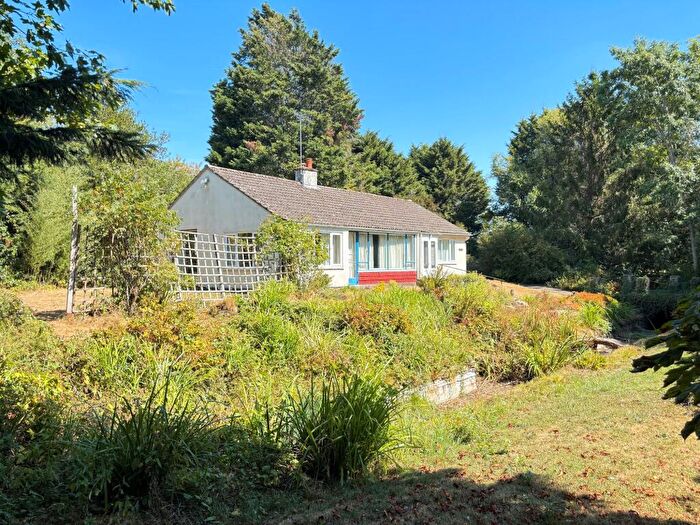 3 Bedroom Detached Bungalow For Sale In Sandhurst Lane, Sandhurst, GL2