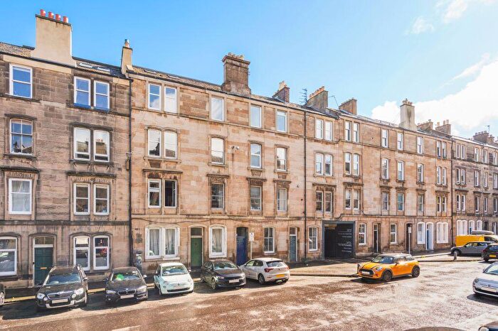 1 Bedroom Flat For Sale In / Brunswick Street, Hillside, Edinburgh, EH7