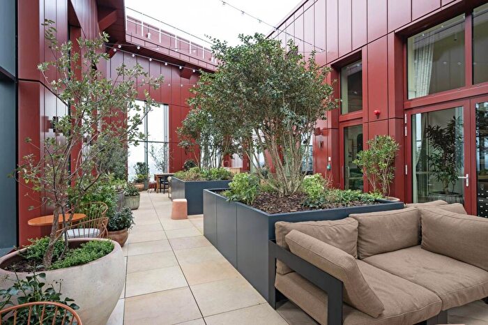 1 Bedroom Flat To Rent In Selbourne Road, Walthamstow, E17