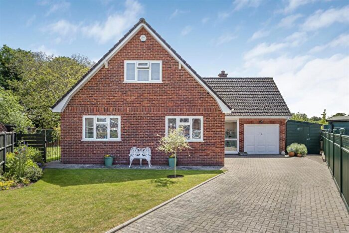 4 Bedroom Detached House For Sale In Yew Tree Gardens, Kings Acre, Hereford, HR4