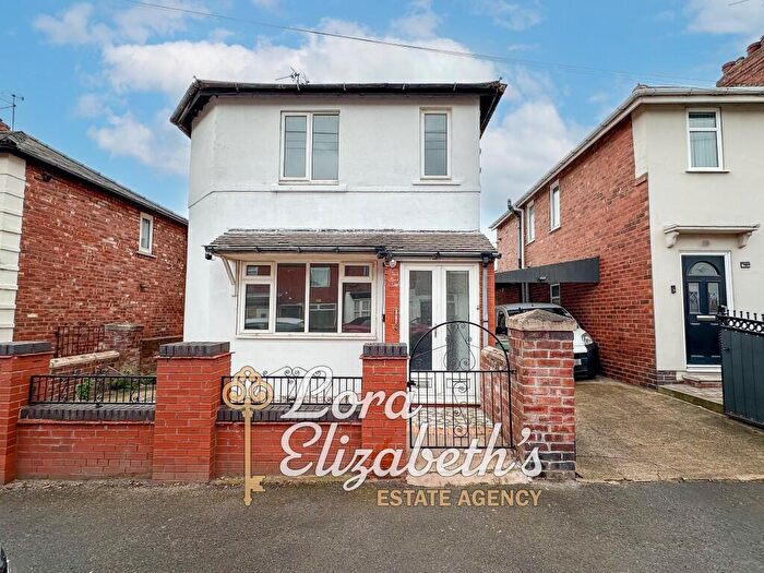 3 Bedroom Detached House For Sale In Morven Street, Creswell, S80