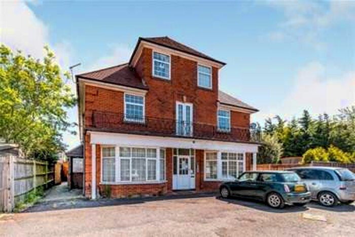 1 Bedroom Flat To Rent In Vinery House - Shirley, SO16