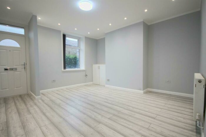 2 Bedroom Terraced House To Rent In Manchester Road, Haslingden, Rossendale, BB4