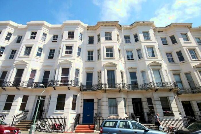 1 Bedroom Apartment To Rent In Holland Road, Hove, BN3