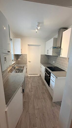 3 Bedroom End Of Terrace House To Rent In Baddow Road, Chelmsford, CM2