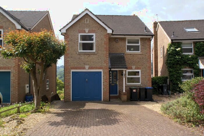4 Bedroom Detached House To Rent In Acorn Ridge, Matlock, DE4