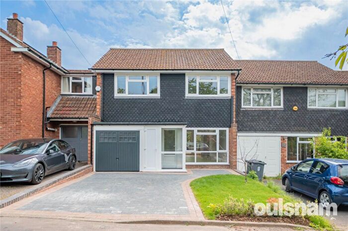 3 Bedroom End Of Terrace House For Sale In Hole Lane, Bournville Village Trust, Birmingham, West Midlands, B31