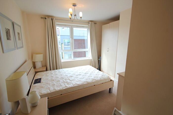 2 Bedroom Apartment To Rent In Woking, Surrey, GU22