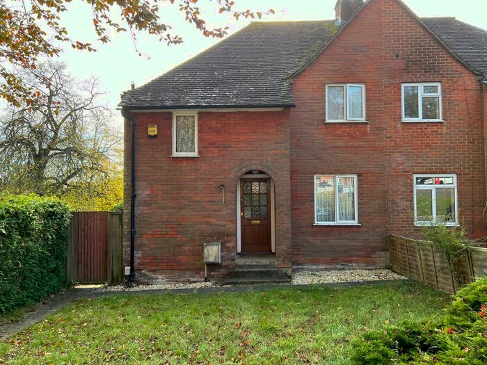 5 Bedroom Semi-Detached House To Rent In Cromwell Road, Winchester SO22