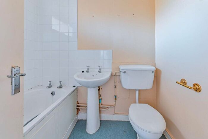 Studio For Sale In Camden Street, Camden, London, NW1