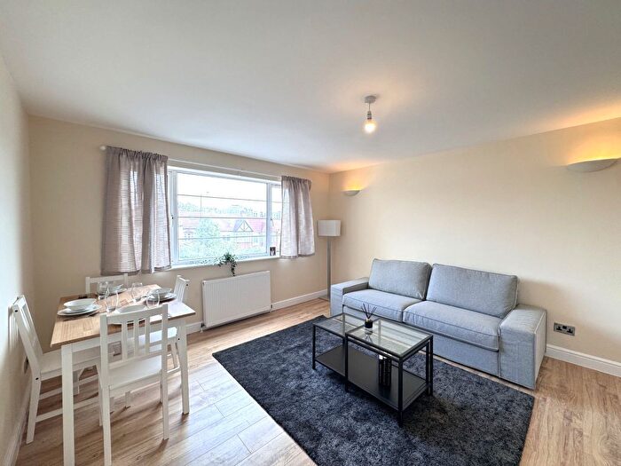 2 Bedroom Property To Rent In Wembley Hill Road, Wembley, HA9