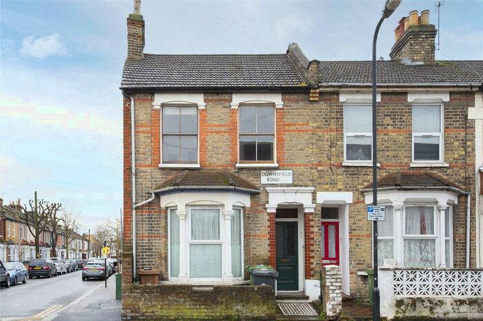 2 Bedroom Flat To Rent In Downsfield Road, Walthamstow, London, E17
