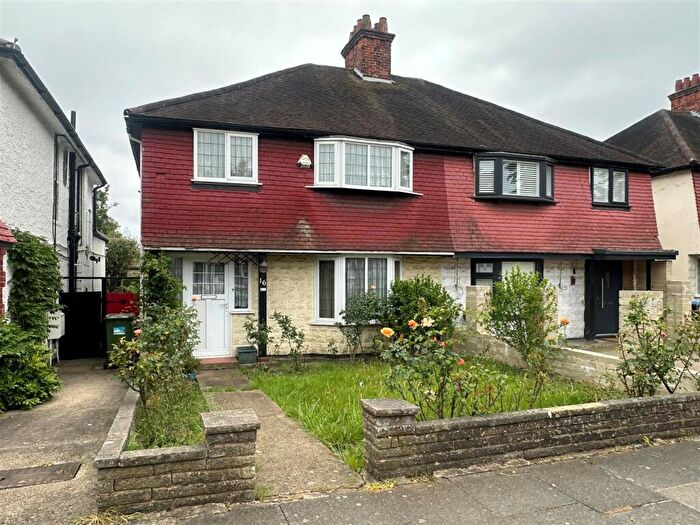 4 Bedroom Semi Detached House For Sale In Neeld Crescent, Wembley, Middlesex, HA9
