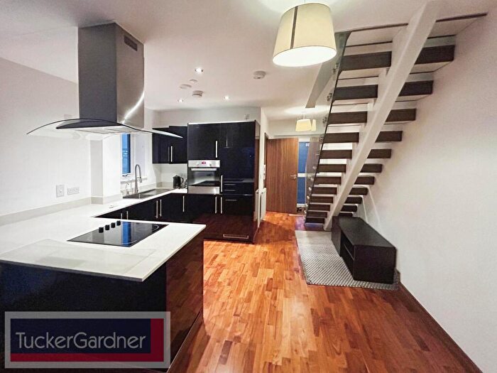 2 Bedroom Flat To Rent In Flamsteed Close, Cambridge, CB1