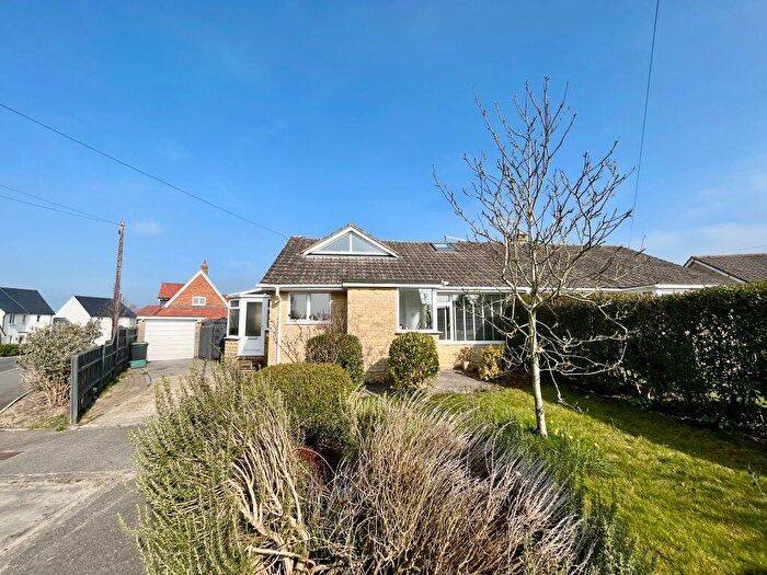 3 Bedroom Detached Bungalow For Sale In Kentisworth Road, Marnhull, Sturminster Newton, DT10