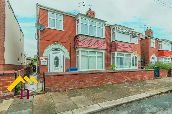 3 Bedroom Semi-Detached House To Rent In Samuel Street, Balby, Doncaster, DN4