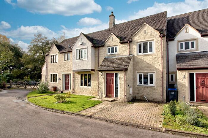 3 Bedroom Terraced House For Sale In The Maltings, Malmesbury, SN16