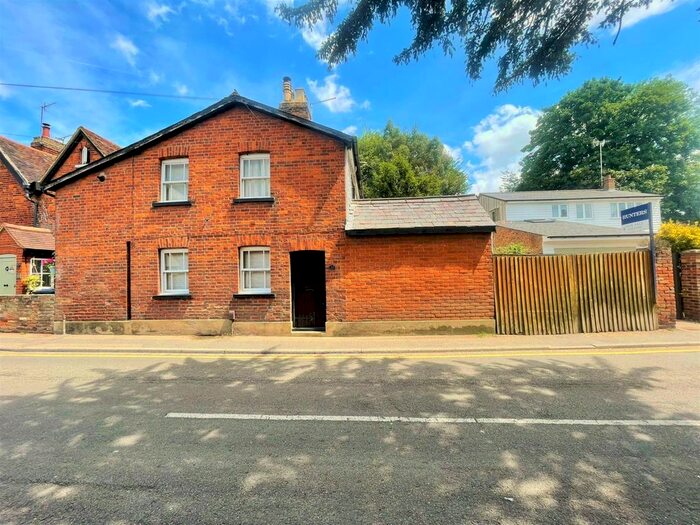 2 Bedroom End Of Terrace House For Sale In Cappell Lane, Stanstead Abbotts, Ware, SG12