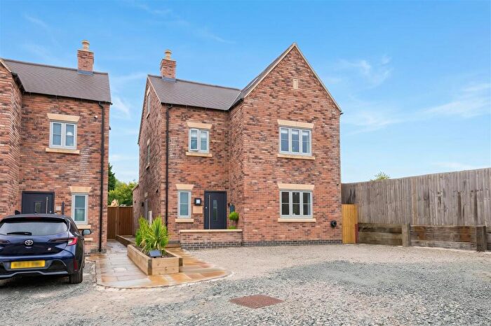 4 Bedroom Detached House For Sale In School Street, Oakthorpe, DE12