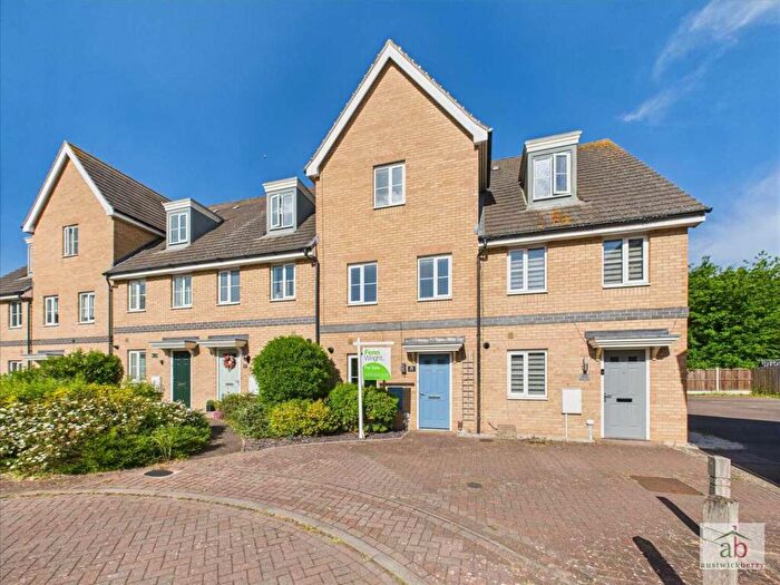 4 Bedroom Town House For Sale In Hares Close, Kesgrave, IP5