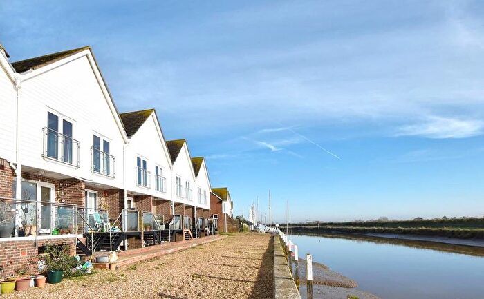 1 Bedroom Flat For Sale In Rock Channel Quay, Rye, TN31