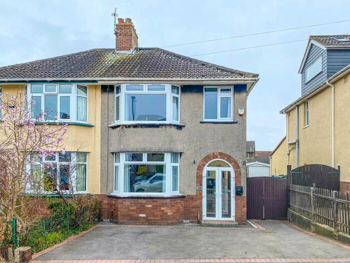 3 Bedroom Semi-Detached House To Rent In Grittleton Road, Horfield, Bristol, BS7